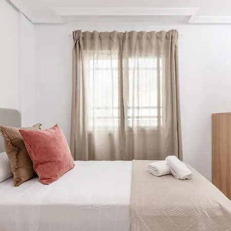 Bright Pool Apartment Torremolinos