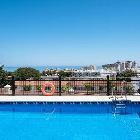Apartment Bright Pool *
